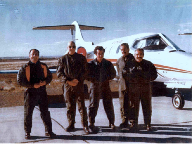 This Learjet 24 (LV-JXA), originally belonging to a private firm, Aeromaster SRL, was one of many civilian aircraft repurposed by the Argentine Air Force during the Falklands War, adopted into the folds of the Phoenix Squadron. (Photograph from http://www.escuadronfenix.org.ar/cuadros/lear_jet.html)